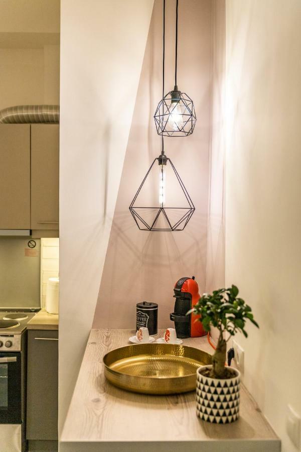 Ports Crossroad D Apartment Пирея Екстериор снимка