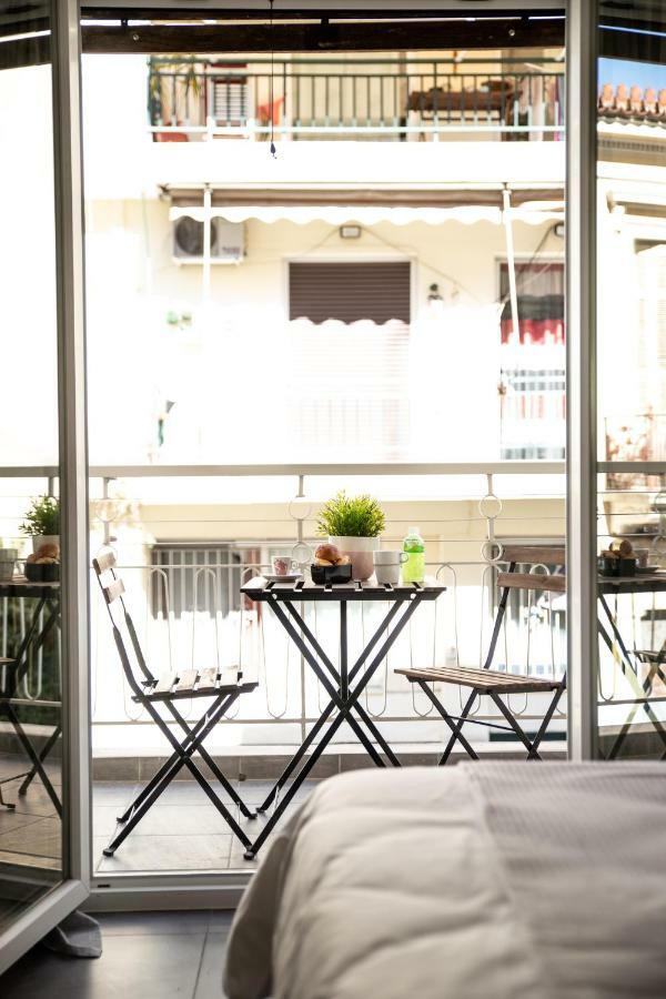 Ports Crossroad D Apartment Пирея Екстериор снимка