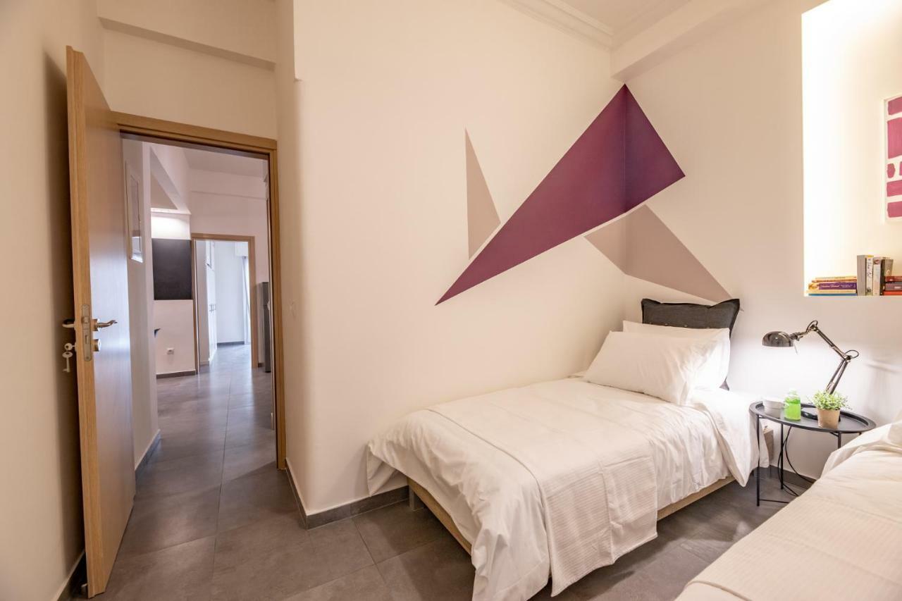 Ports Crossroad D Apartment Пирея Екстериор снимка